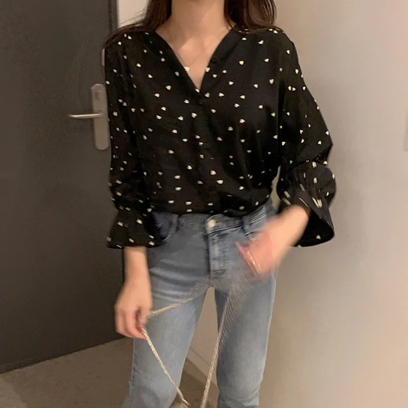 Autumn Fashion Sexy Blouse Women V-neck Love Print Shirt Sweet Long Sleeve Loose Petal Sleeve Tops Fall Clothing 2