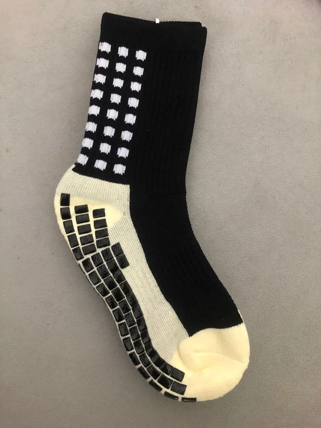 Childrens Football Aocks Non-slip Breathable Sport Socks Good for 8-13 Age