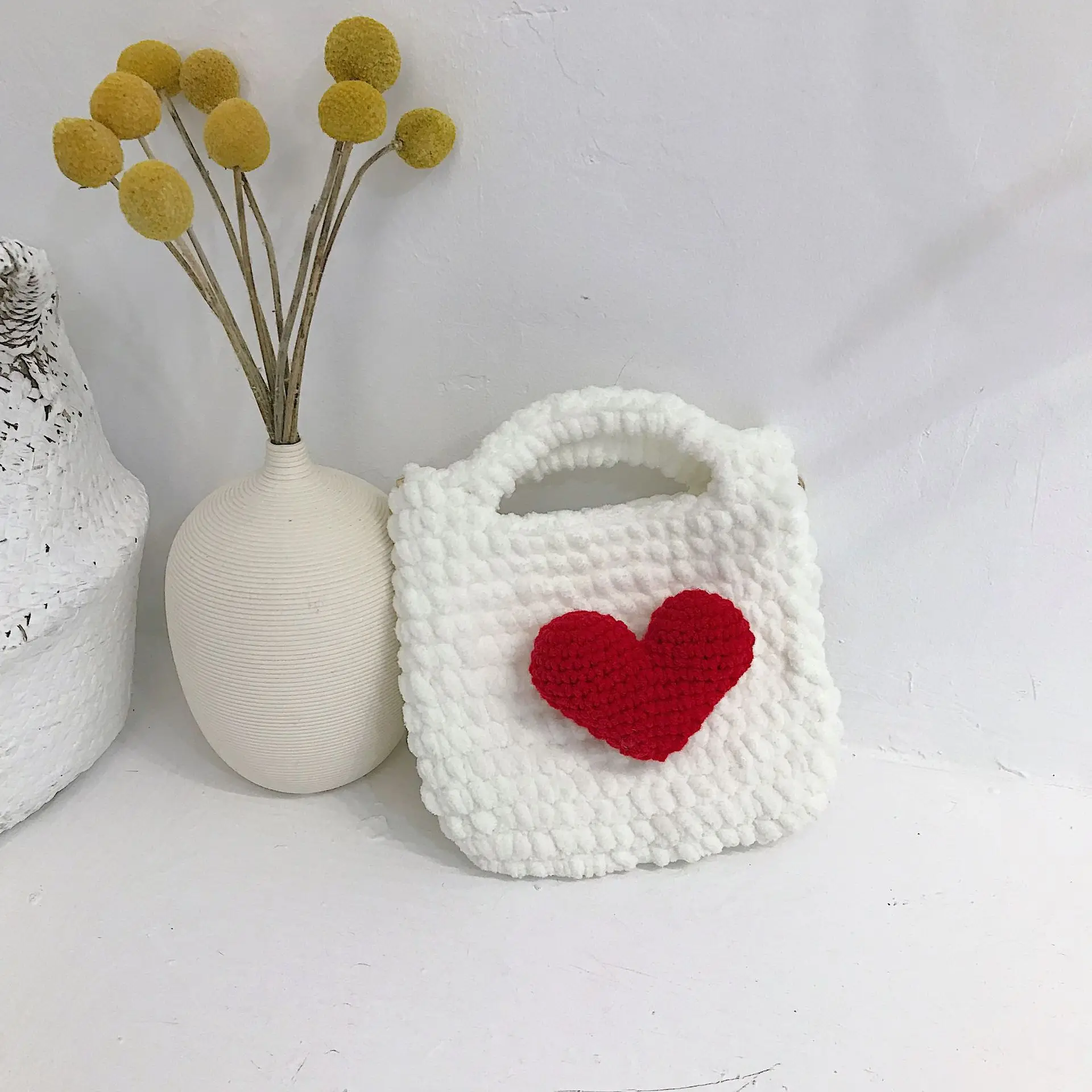 

Diy Hand-woven Love Shape Women Woolen Bags Crochet Chain Crossbody Bags Party Clutch Purse lady handbag Fresh Style Small Tote