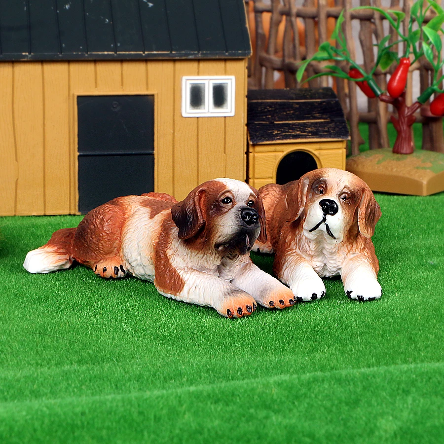 Figurines d'animaux de la famille des chiens Saint Bernard, jouets