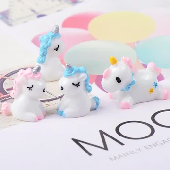 

Modeling Animals Cute Mini Unicorn Cartoon Anime Figure Micro Landscape Ornaments DIY Creafts Material Accessories Figma Gifts