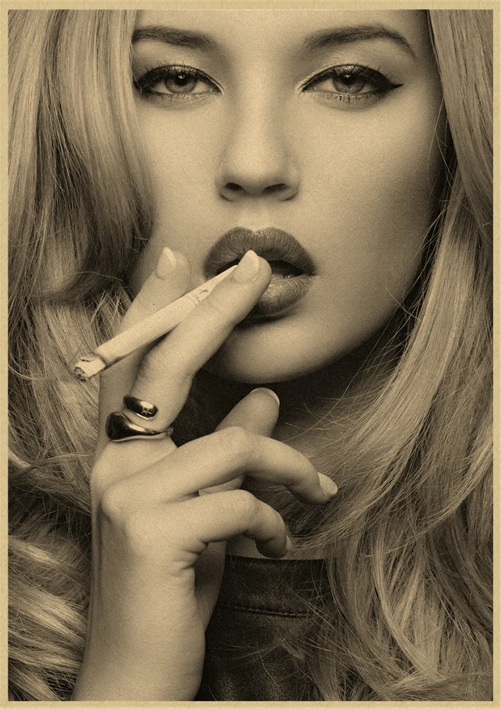 Fashion Toilet Girl Smoking Drink Wall Art Painting Nordic Kraft Posters Wall Pictures For Restroom Bar Decor