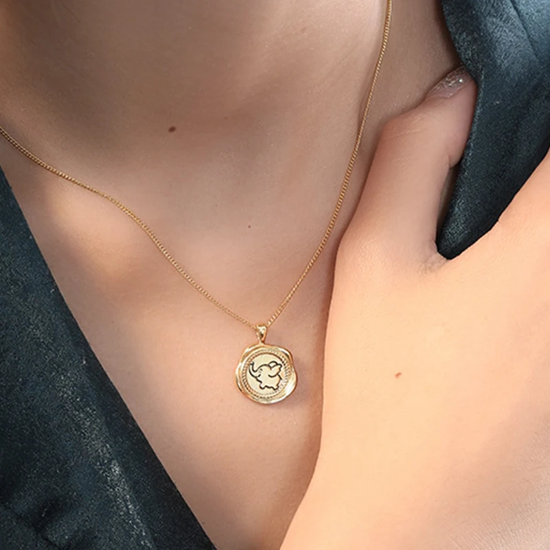 

Happy Little Elephant Necklace Real 925 Sterling Silver Irregular Round Pendant Necklace Gold Chain Cute Girl Birthday Present