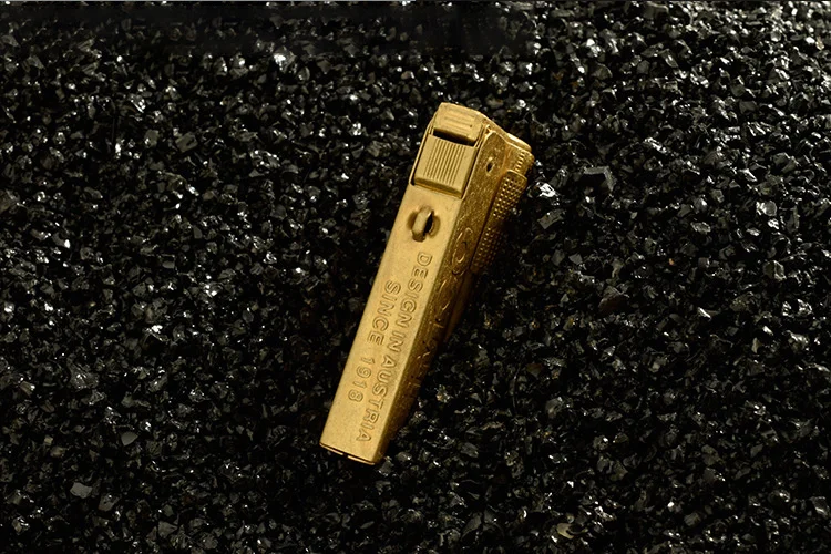 9037978961_249420592