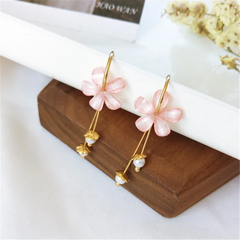 Fashion new resin flower earrings camellia stud earrings woman Geometric metal pearl tassel earrings for women Fine jewelry