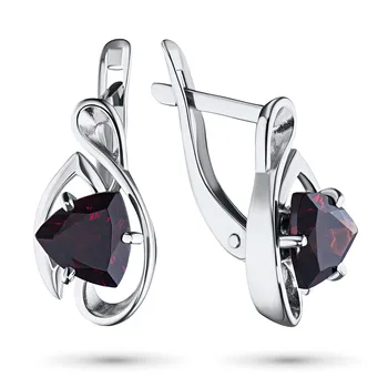 

Silver earrings with garnet e0606sg04200553