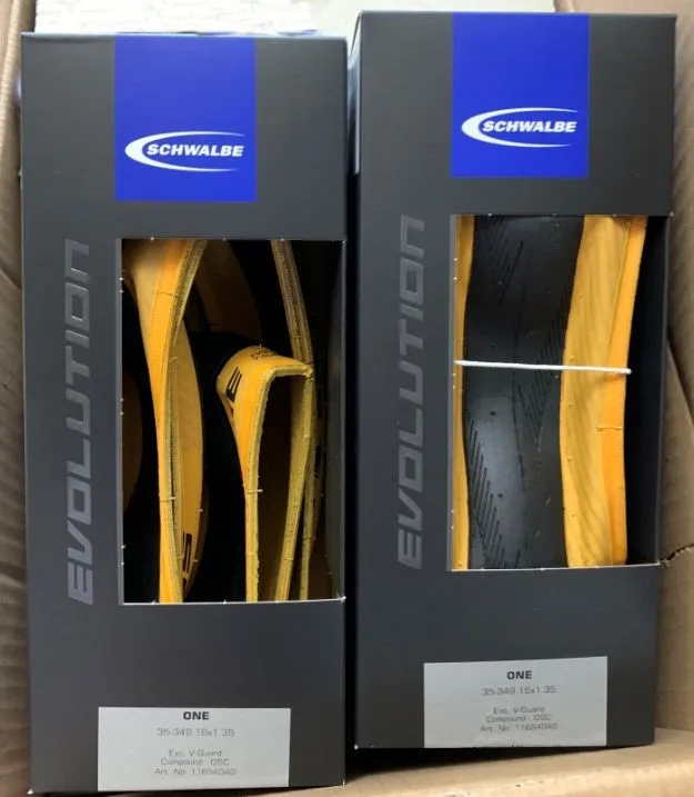 

For Brompton Chpt3 v.2 Specific Foldable Tan Wall Tyre 35-349 (Schwalbe One)