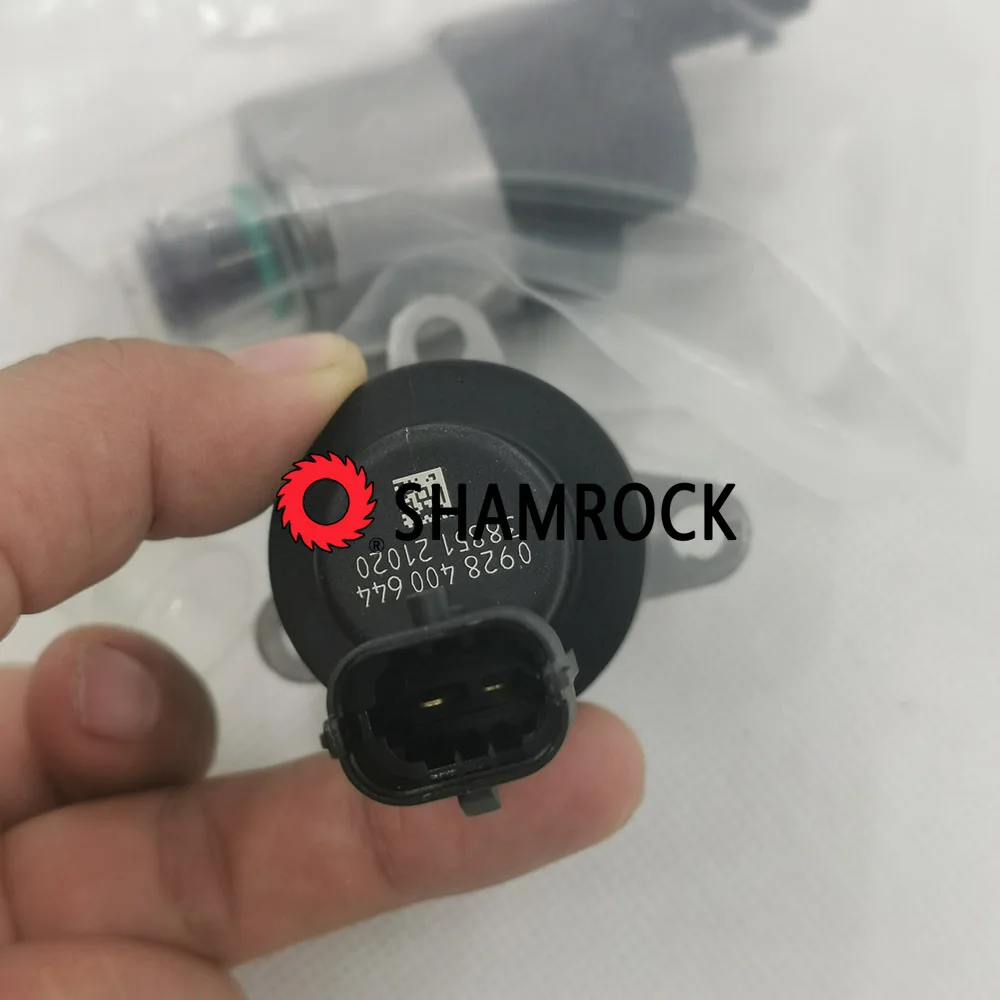 Fuel Pressure Regulators 0928400644 /0445020150/0445020122/0986437342 fo fford F250 VVW worker AAGRALE-DEUTZ Ccargo fuel pressure regulator