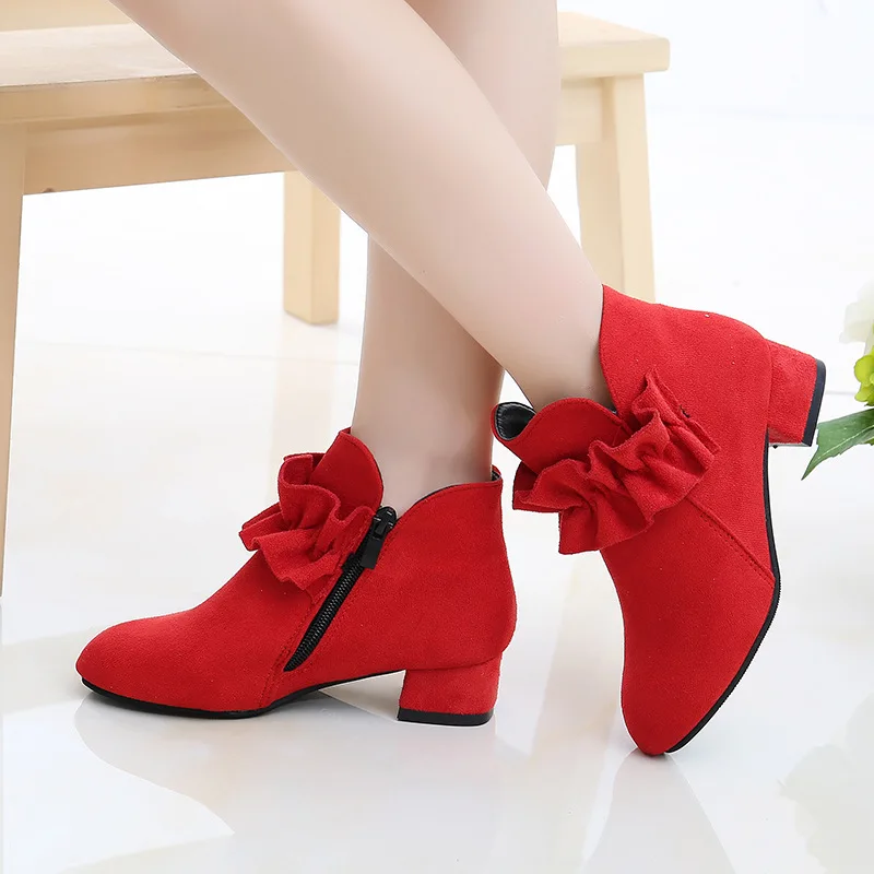 Модная обувь для девочек; ботильоны; теплая детская обувь; сезон осень-зима; детская обувь; ботинки для девочек; обувь принцессы на высоком каблуке; цвет черный, красный, розовый