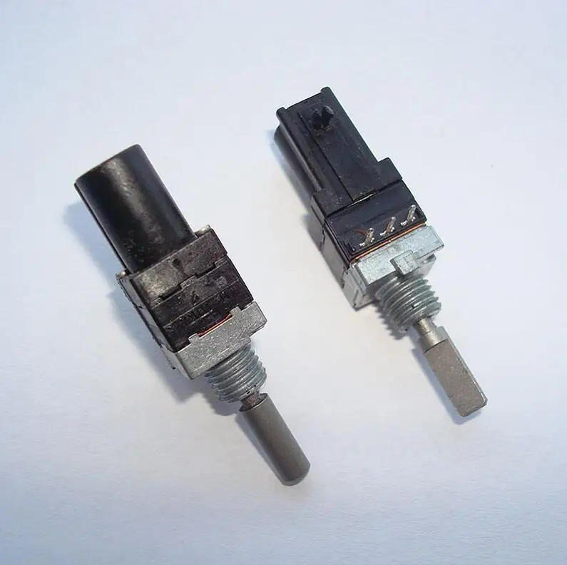 

2pcs/lot Japan switch RK09 single A10K potentiometer