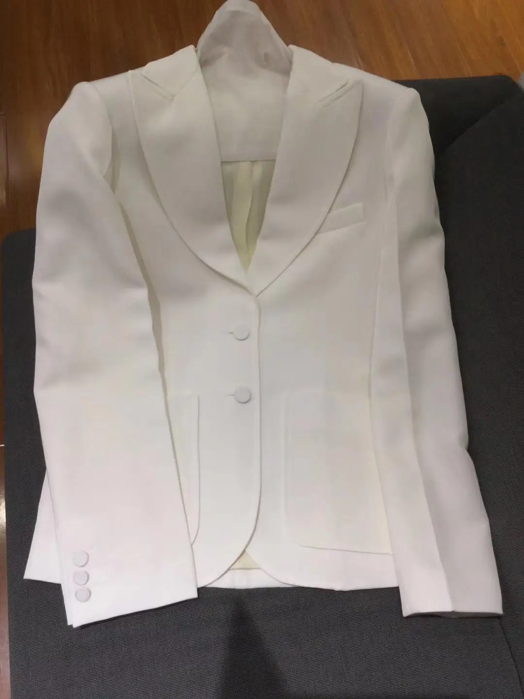 Новые женские высококачественные модные пальто с длинными рукавами однотонный лацкан 0831