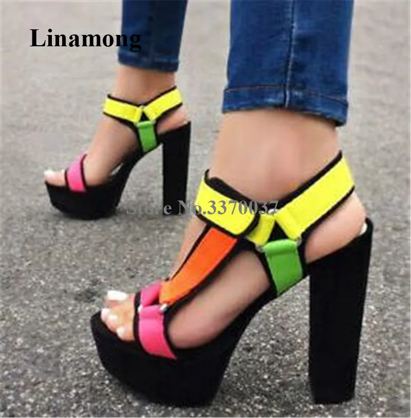 Босоножки женские на массивном каблуке модные сандалии с открытым носком