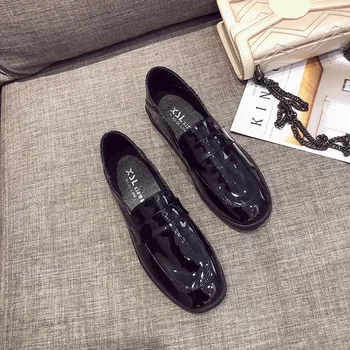 

Retro Woman Shoes 2020 Fashion Women's Oxfords Casual Female Sneakers Flats All-Match Square Toe British Style Autumn Summer