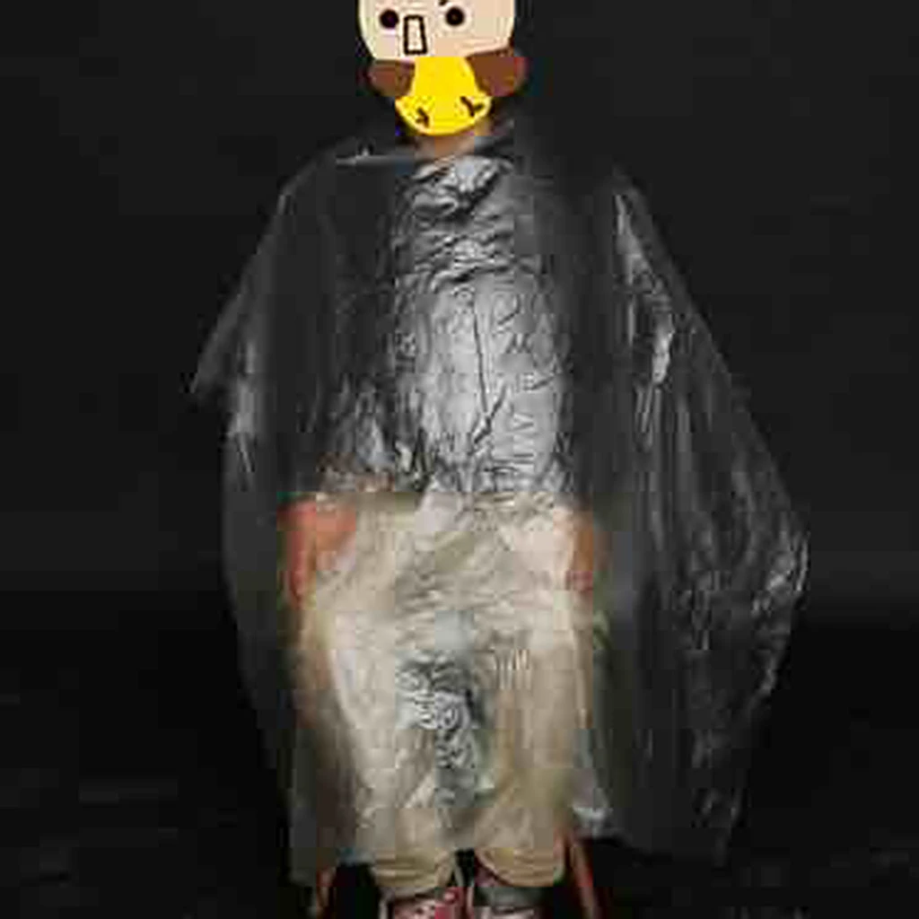 50pcs 150 x 130 cm Disposable Neck Shawl Cape Salon Hairdressing Hair Color Tool Great for Barber Salon Use or Home Use