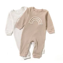 Pelele de manga larga para bebés y niños, ropa bonita de algodón con estampado de arcoíris, para otoño, novedad, gran oferta