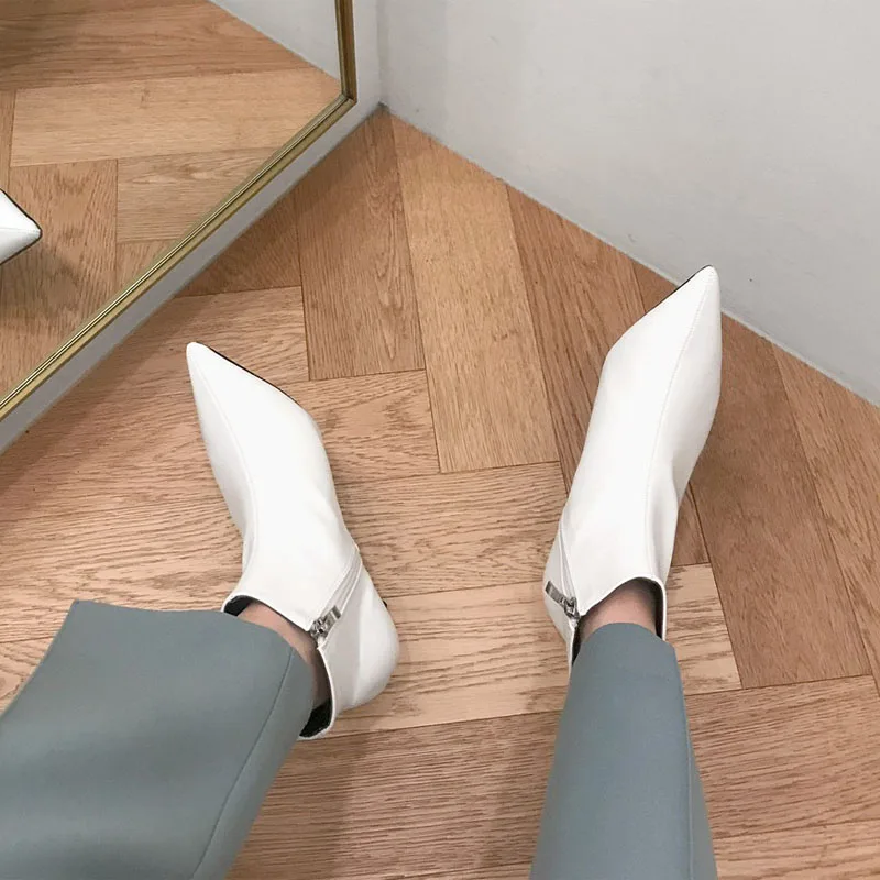 2020 New Style for Autumn and Winter Tip High Heel Thin Heeled Martin Boots Leather Ankle Women's Singles | Обувь