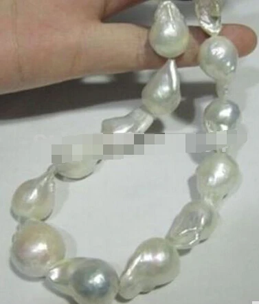 LARGE JEWELRY SOUTH SEA BAROQUE WHITE PEARL NECKLACE 18"