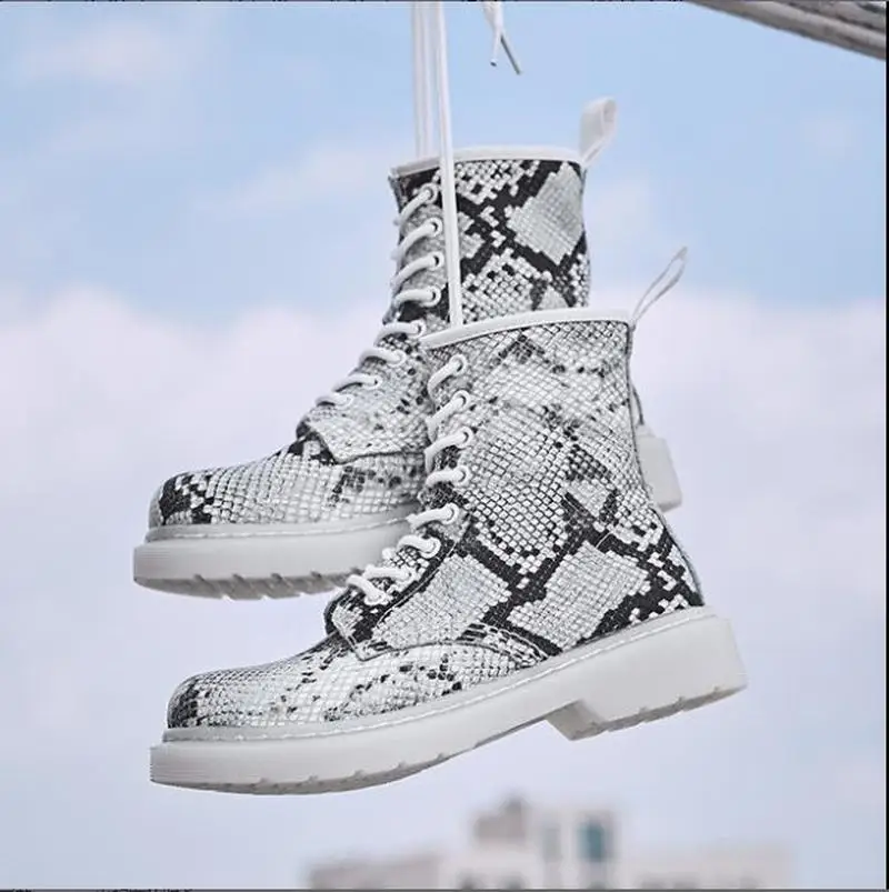 Новинка повседневные женские ботильоны из коровьей кожи со змеиным узором