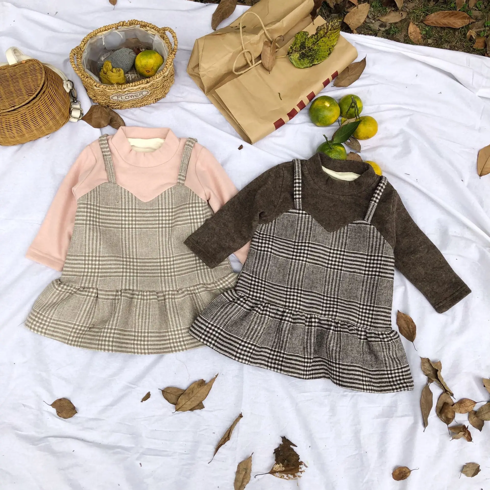 Г. Новое зимнее детское вельветовое платье в клетку для маленьких девочек, имитация двух предметов, Повседневное платье детские хлопковые плиссированные платья с длинными рукавами