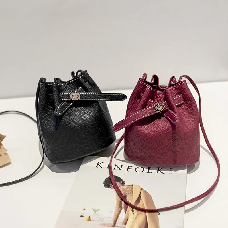 New Simple Bucket Bags For Women 2019 Luxury Handbags Women PU Lychee Small Shoulder Crossboby Bag Fashion Solid bolsa feminina New Simple Bucket Bags For Women 2019 Luxury Handbags Women PU Lychee Small Shoulder Crossboby Bag Fashion Solid bolsa feminina