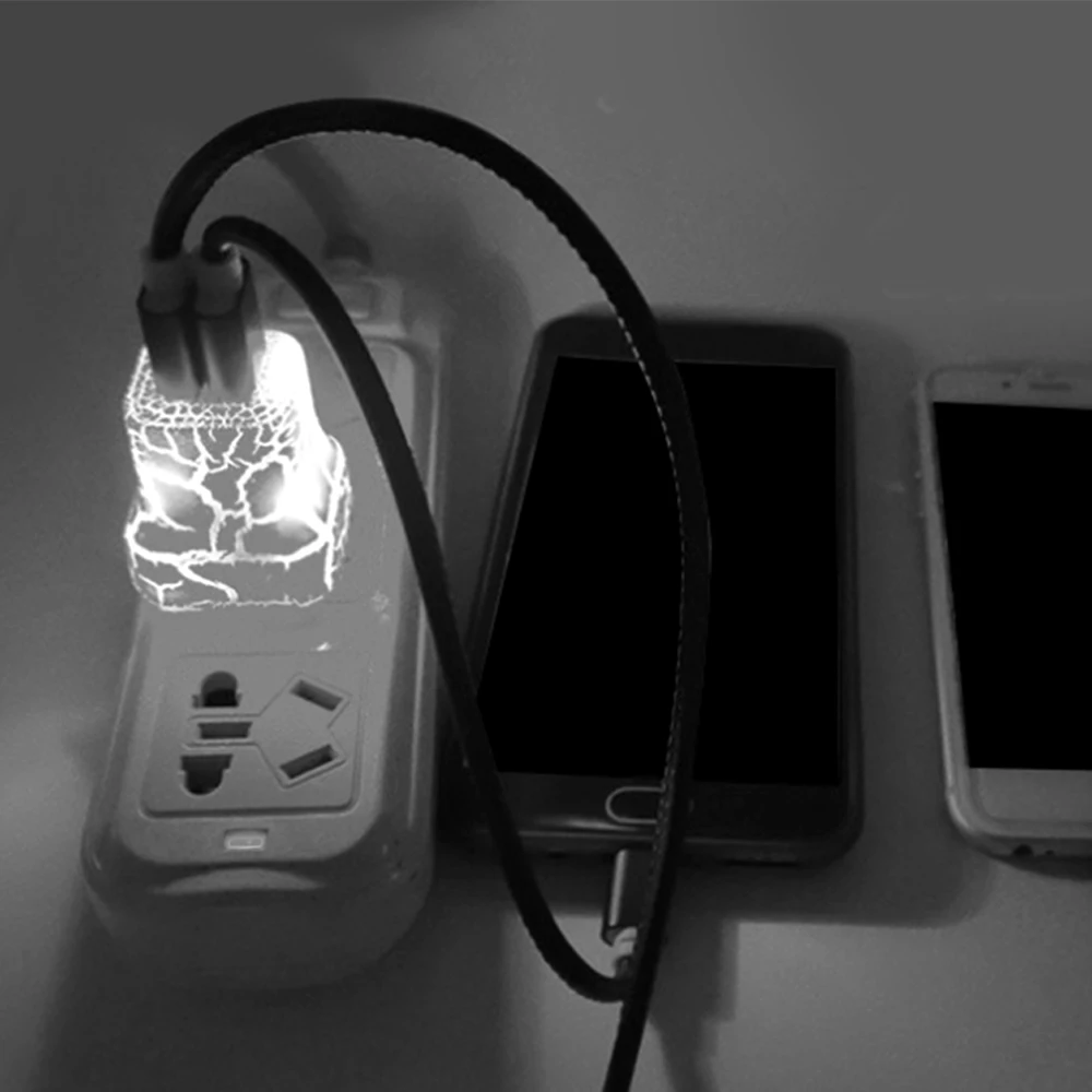 Настенное зарядное устройство 2 А светящееся настенное с портами USB светодиодное