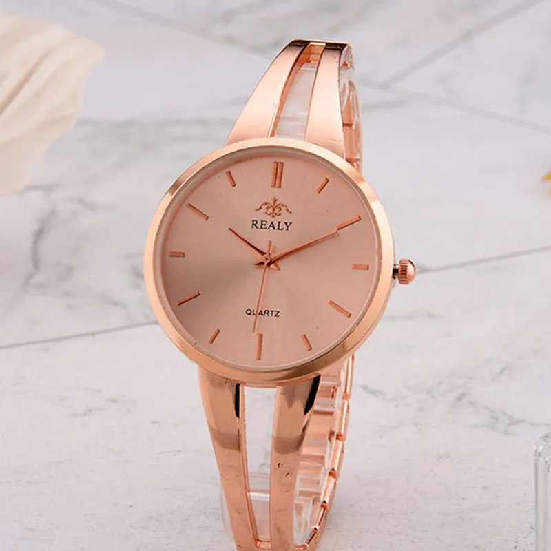 Steel Band Diamond Ladies Bracelet Watch Rhombus Mirror Digital Rhinestone Scale Quartz | Наручные часы