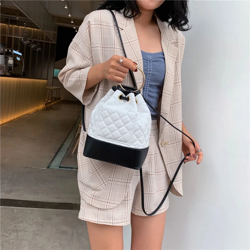 

Foreign style diamond embroidered line female backpack 2019 new tide Korean version of Joker backpack