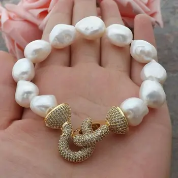 

Beautiful 8'' White Baroque Pearl Bracelet CZ Clasp