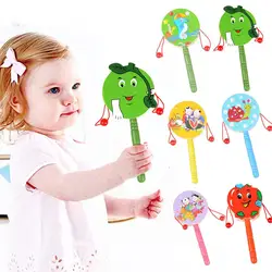 Animais dos desenhos animados de madeira handheld educação musical chocalho tambor abanador brinquedo do bebê cedo criança brinquedo educativo aleatório 1pcs