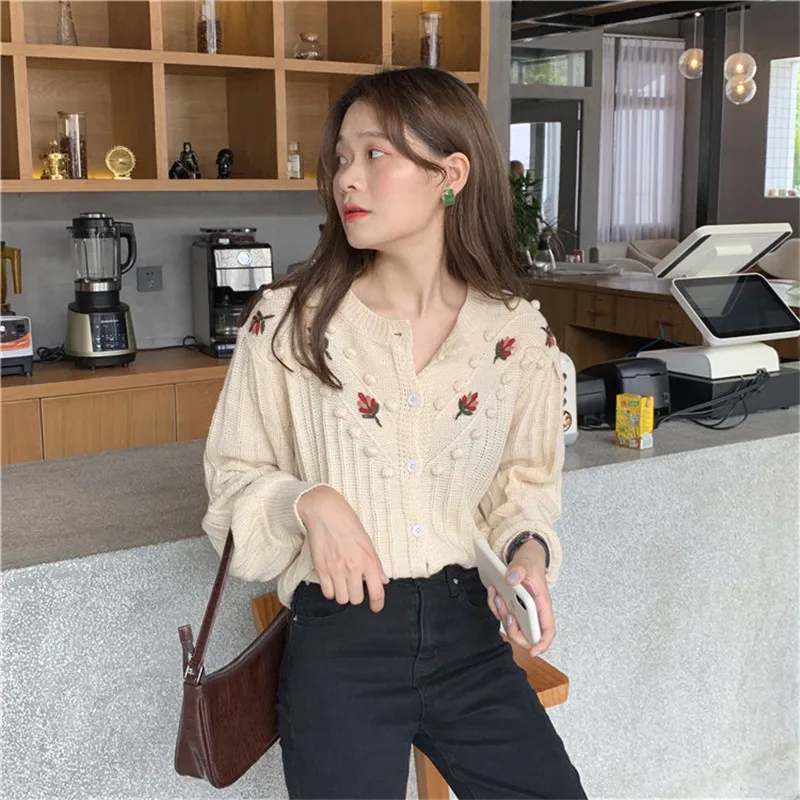 RUGOD Korean New Style O-neck Elegant Knitted Cardigan Flower Embroidery Sweaters Women Fashion