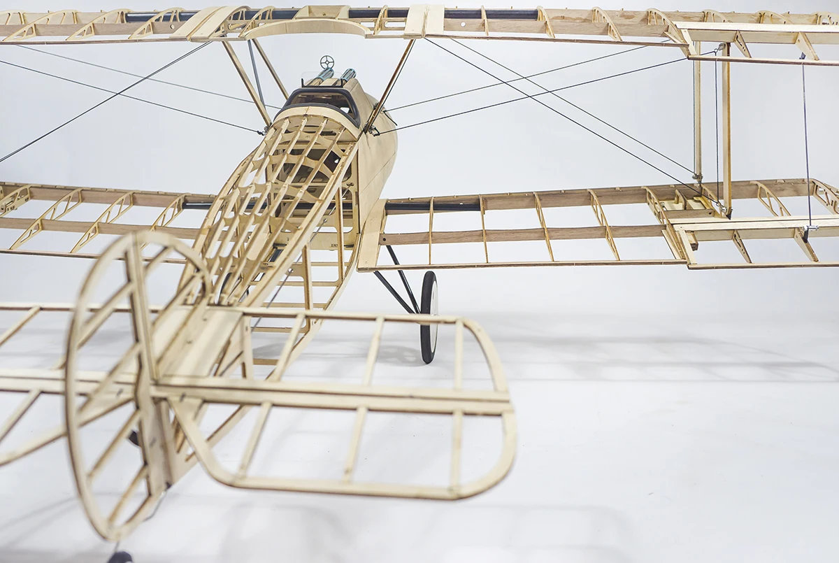 ラジコン飛行機 複葉機（ ブルーマックス ） バルサ機 RCエンジン