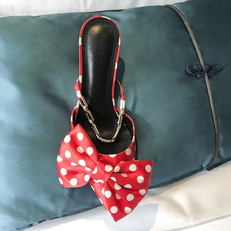 Туфли лодочки женские атласные высокий каблук заостренный носок вечерняя