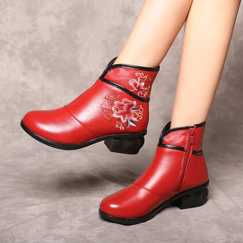 New Retro national style middle and old age Embroidered Flower thick heel medium heel Martin Short Boots cowhide women's Boots