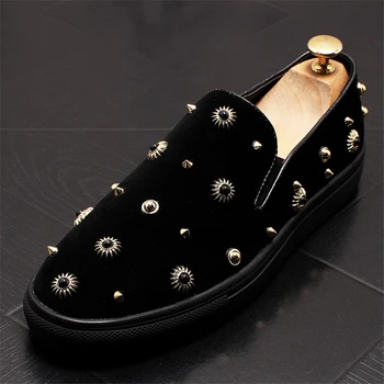 

Men Shoes Spring Autumn Casual Leather Shoes Men Loafers Black Driving Shoes Fashion Black Rivet Men Sneakers Casual Mens Shoes