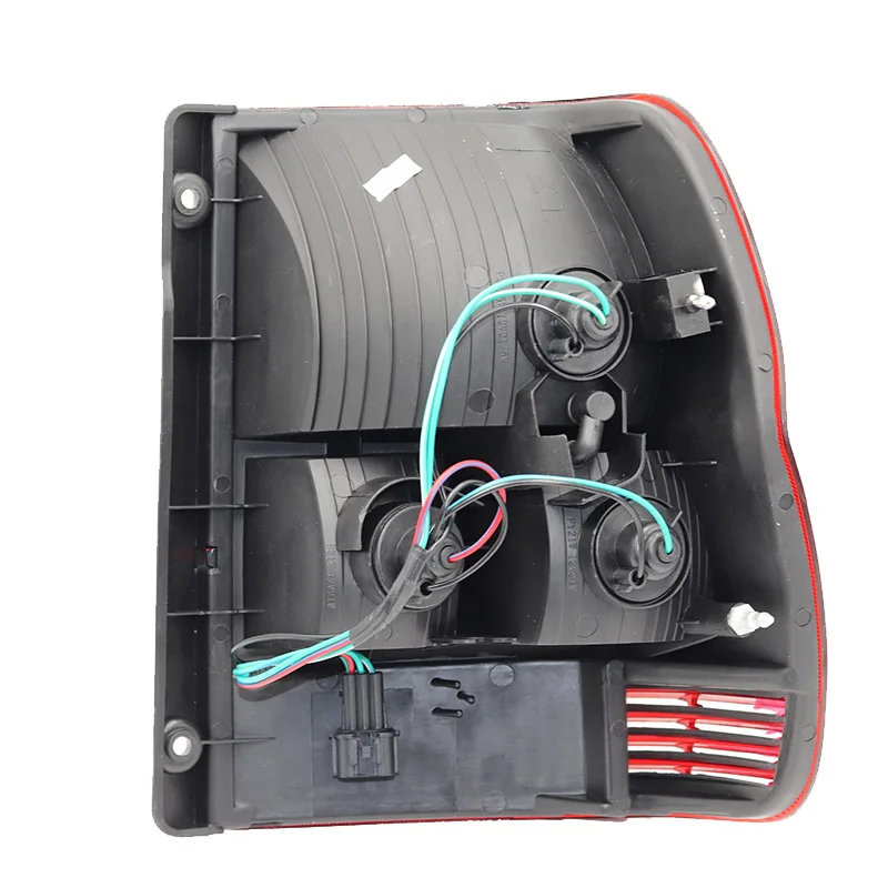 Mitsubishi PAJERO MONTERO IO Pajero Pinin 1998-2007 rear light (1)