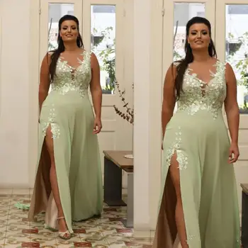 

Light Green Plus Size Appliqued Prom Dresses Sheer Neck Evening Gown A Line Split Side Chiffon Floor Length Formal Mothers Dress