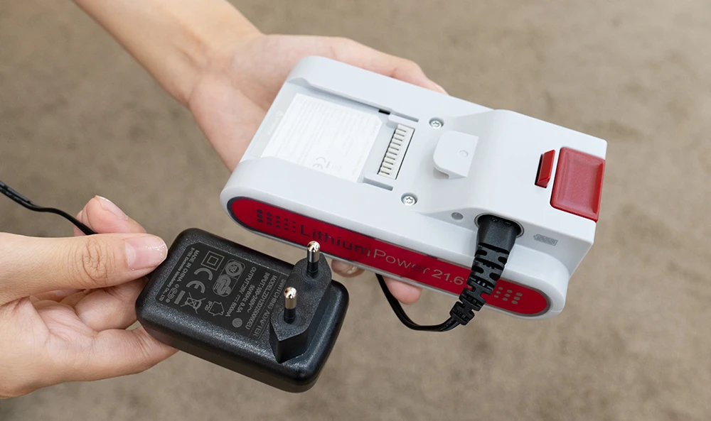 Detachable Battery Pack