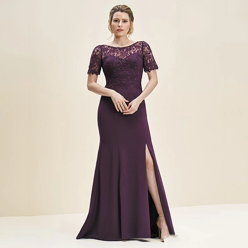 

Dark Grape Elegant Short Sleeves Lace Top Mother Of The Bride Dresses Sheer Neck Split Front Sexy Long Mother's Dresses