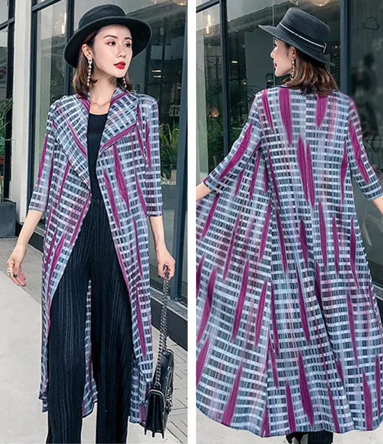 Японский Miyake складки ветровка женская осень цвет большой размер длинные модные большие лацканы выше колена пальто