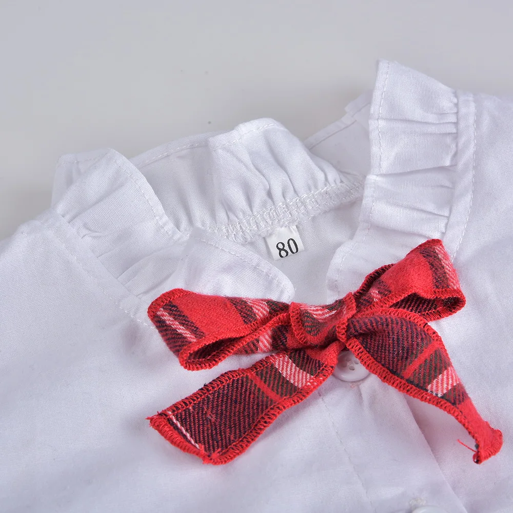 carter's new years outfit