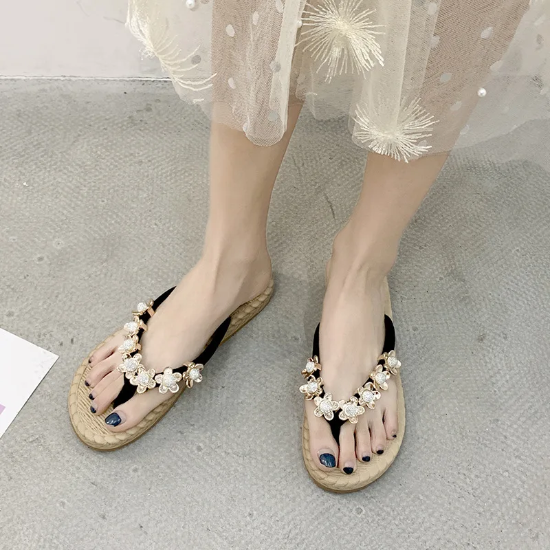 

CINESSD Flock Flip Flops Women Sandals Women 2020 Outdoor Metal Flower Slippers Woman Summer Home Slippers Female Shoes Woman 40