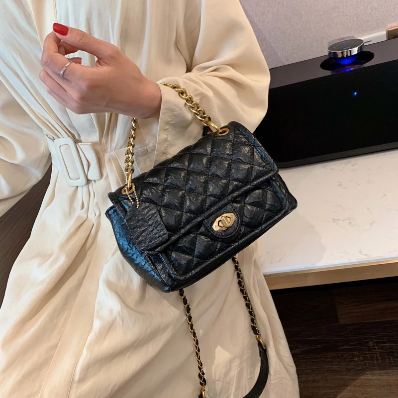 Goedkoop Effen Kleur Pu Lederen Ketting Designer Crossbody Tassen Voor Vrouwen 2019 Kleine Schouder Tas Vrouwelijke Reizen Lock Handtassen