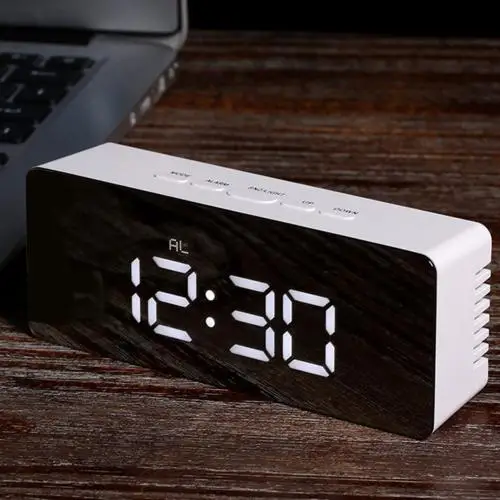 Mirror Alarm Clock USB Charging Multifunction Clear Digital Clock LED Display Thermometer Brightness Adjustable Despertador - Цвет: Белый