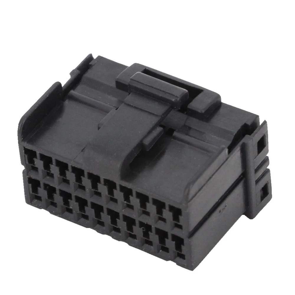 conector femea preto do carro com terminal 01