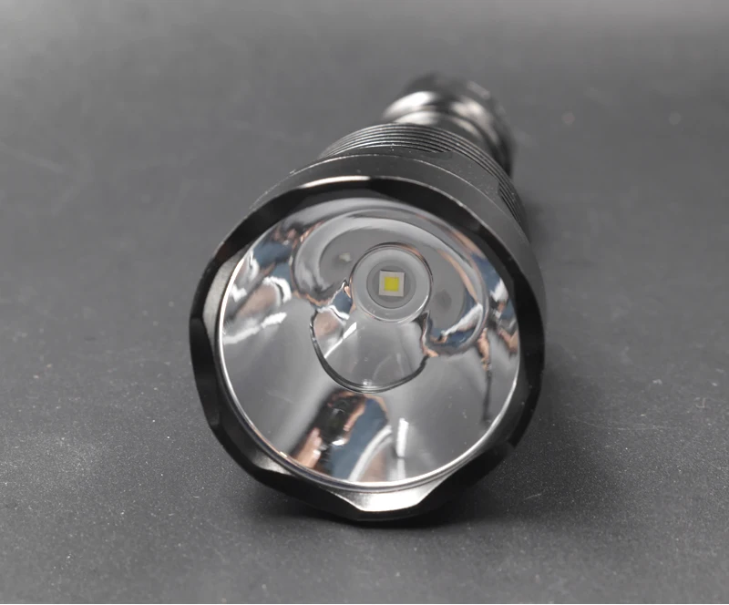 C12 Cree XP-L HI V3 (2)