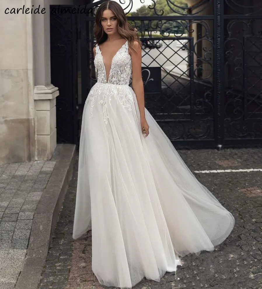 Свадебное платье трапециевидной формы с v-образным вырезом, уникальное кружевное платье с аппликацией, сексуальное свадебное платье в африканском стиле, недорогое свадебное платье со шлейфом