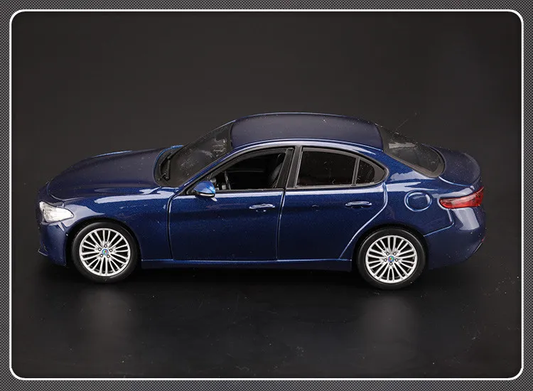 Bimeigao 1:24 Alfa Romeo модель автомобиля из сплава Stelvio Clover SUV Giulia