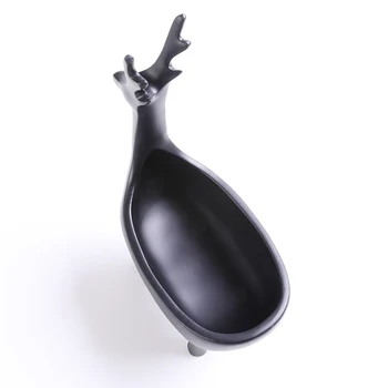 

Anti Slip Accessories Smooth Jewelry Display Decoration Resin Home Deer Shaped Stand Ring Organizer Storage Rack Saving Space