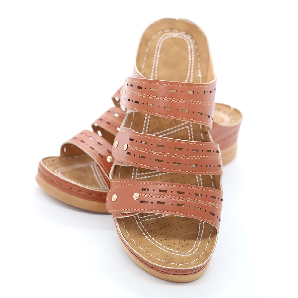 

2020 Hot Shoes Summer Female Sandals Car Line Wear-resistant Anti-slip Retro Wedge With Thick Bottom Comfortable Sandals Women