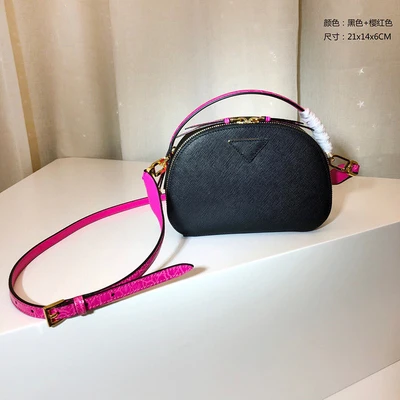 

2019 new small moon handbag cross grain leather wraparound zipper shoulder diagonal mobile fashion bag